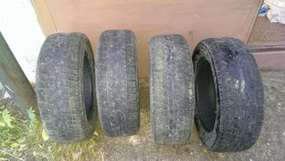 Лот: 6223039. Фото: 1. Шины Bridgestone Blizzak Revo2. Шины