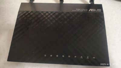 Лот: 25237226. Фото: 1. Роутер Asus N66U. Маршрутизаторы (роутеры)