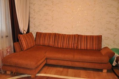 Лот: 3652880. Фото: 1. Мягкая мебель комплект: угловой... Кресла, пуфы