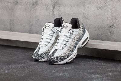 Лот: 12685859. Фото: 1. Кроссовки Nike Air Max 95 (6384... Кеды, кроссовки, слипоны