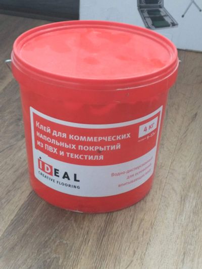 Лот: 11808730. Фото: 1. Клей для ПВХ плитки. Клеи, герметики, пена монтажная, клейкие ленты