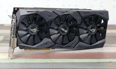 Лот: 16792616. Фото: 1. Видеокарта ASUS STRIX Radeon RX... Видеокарты