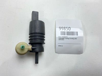 Лот: 24772588. Фото: 1. Насос омывателя Volkswagen Touareg... Двигатель и элементы двигателя