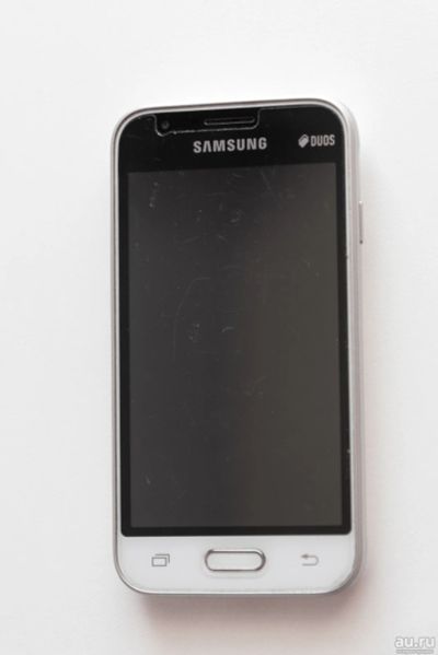 Лот: 13228823. Фото: 1. Samsung Galaxy J1 Mini SM-J105H... Смартфоны