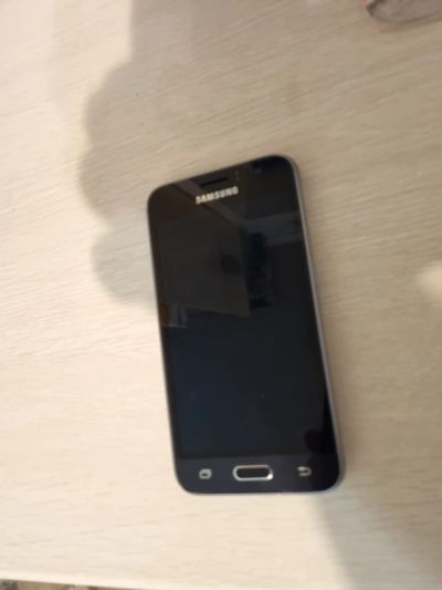 Лот: 19510684. Фото: 1. Galaxy j1 2016. Смартфоны