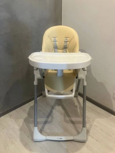 Лот: 25524432. Фото: 1. Стульчик для кормления Peg Perego... Стульчики для кормления