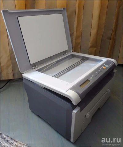 Лот: 8134006. Фото: 1. Продам МФУ Samsung SCX-4200. МФУ и копировальные аппараты