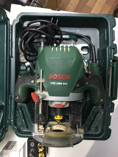 Лот: 17265925. Фото: 1. Фрезер Bosch POF 1400 ACE с набором... Электроинструмент