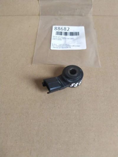Лот: 21400922. Фото: 1. датчик детонации Toyota Hoah AZR60. Двигатель и элементы двигателя