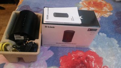 Лот: 7123486. Фото: 1. Продам Wi-Fi роутер D-Link DiR... Маршрутизаторы (роутеры)