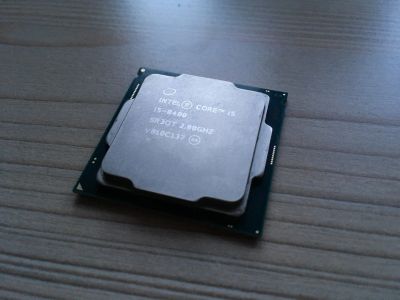 Лот: 12475750. Фото: 1. Intel i5 8400. Процессоры