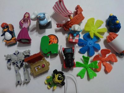 Лот: 4889252. Фото: 1. Киндер сюрприз игрушки Kinder... Игрушки
