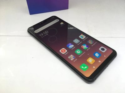 Лот: 15425729. Фото: 1. Смартфон Xiaomi Mi 8 Lite 4/64GB. Смартфоны