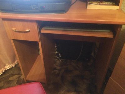 Лот: 7027603. Фото: 1. Компьютерный стол, мышка, клавиатура... Компьютерные и письменные столы