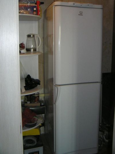 Лот: 16020789. Фото: 1. Холодильник Indesit (Индезит... Холодильники, морозильные камеры