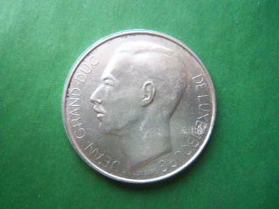 Лот: 18615353. Фото: 1. Люксембург 100 франков 1964 г... Европа