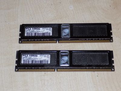 Лот: 12665043. Фото: 1. DDR3 2048MBx2 PC12800 1600Mhz... Оперативная память
