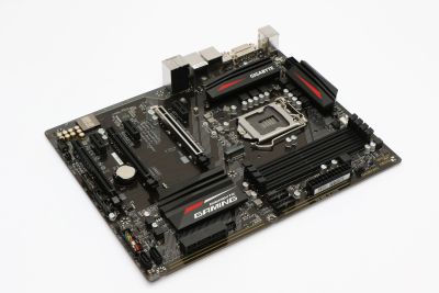 Лот: 13923526. Фото: 1. Материнская плата Gigabyte GA-Z270-Gaming... Материнские платы