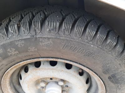 Лот: 24332921. Фото: 1. Комплект зимней резины r13. Шины