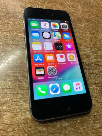 Лот: 15263488. Фото: 1. Смартфон Apple iPhone 5S 16GB. Смартфоны