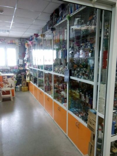 Лот: 5280930. Фото: 1. Витрины 6 шт по 5000 за одну руб... Торговое