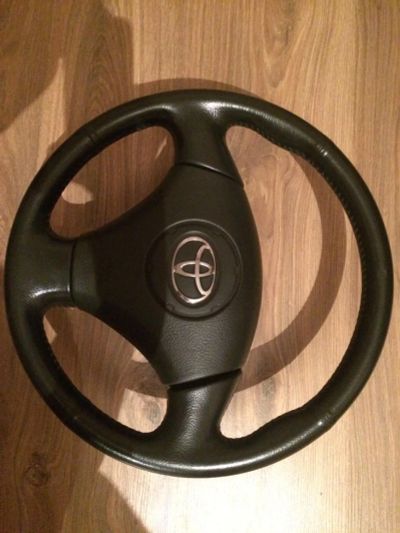 Лот: 8418977. Фото: 1. продам руль toyota. Салон