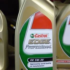 Лот: 3235980. Фото: 1. Масло Castrol EDGE Professional... Масла, жидкости