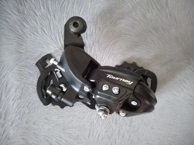 Лот: 16320105. Фото: 1. Задний переключатель shimano tourney... Запчасти