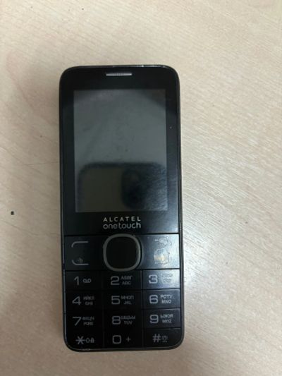 Лот: 24628752. Фото: 1. №1817 . Телефон Alcatel 2007D... Кнопочные мобильные телефоны