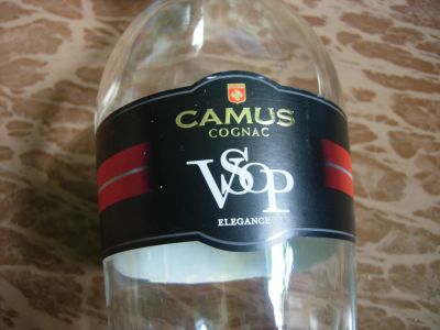 Лот: 12105470. Фото: 1. Бутылка стеклянная CAMUS 1000... Бутылки, пробки, этикетки