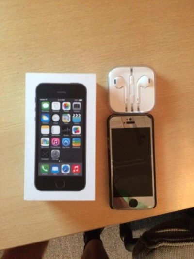 Лот: 6156806. Фото: 1. Продам iPhone 5s. Смартфоны