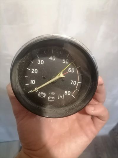 Лот: 25711099. Фото: 1. Тахометр на автомобиль ВАЗ 2103... Салон