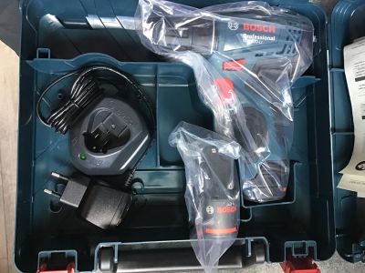 Лот: 18570361. Фото: 1. Шуруповёрт Bosch GSR 120Li Новый... Электроинструмент