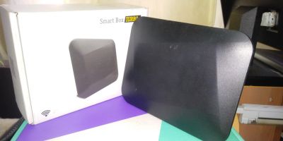 Лот: 17471754. Фото: 1. Smart box giga turbo+. Маршрутизаторы (роутеры)