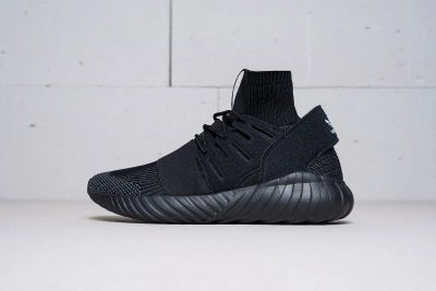 Лот: 11617732. Фото: 1. Кроссовки Adidas Tubular Doom... Кеды, кроссовки, слипоны