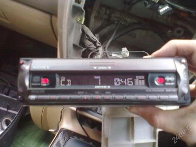 Лот: 2153932. Фото: 1. Sony CDX-F3300EE c пультом. Автомагнитолы