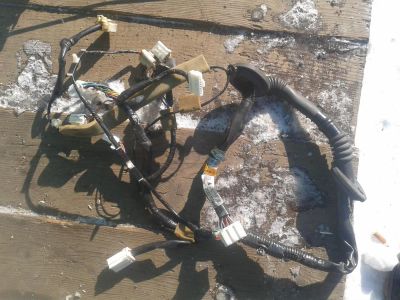 Лот: 3767557. Фото: 1. Проводка двери subaru Impreza. Салон
