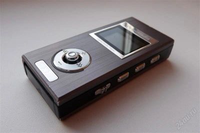 Лот: 913043. Фото: 1. RoverMedia X7 2GB. Плееры