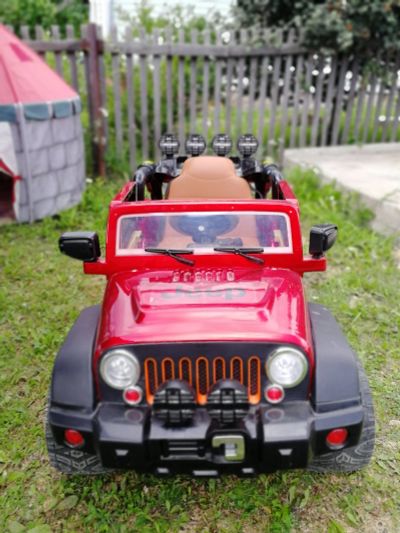 Лот: 11902929. Фото: 1. Детский электромобиль Jeep 4х4. Детские электромобили