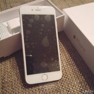 Лот: 9922965. Фото: 1. Iphone 6 64gb silver. Смартфоны