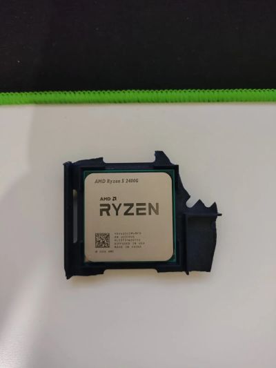 Лот: 21082774. Фото: 1. AMD Ryzen 5 2400g ( 4 ядра 8 потоков... Процессоры