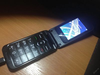 Лот: 5643913. Фото: 1. Fly Ezzy Trendy (2SIM) - Удобный... Кнопочные мобильные телефоны