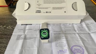 Лот: 18398421. Фото: 1. apple watch se 40mm. Смарт-часы, фитнес-браслеты, аксессуары