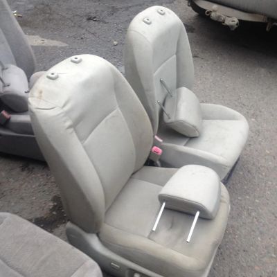 Лот: 11312377. Фото: 1. передние сидения Toyota Corolla... Салон