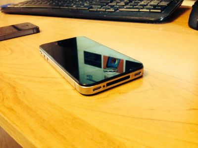 Лот: 4813688. Фото: 1. Iphone 4. Смартфоны