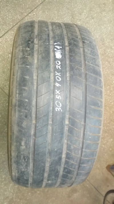 Лот: 18264899. Фото: 1. 1шт. 305-40-20 Bridgestone Alenza... Шины