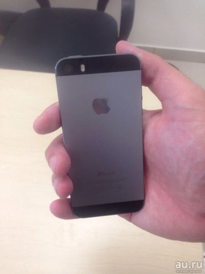 Лот: 10668664. Фото: 1. iPhone 5s. Смартфоны