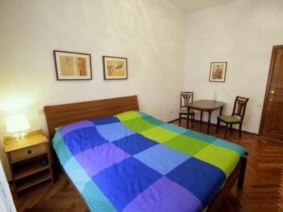 Лот: 4541030. Фото: 1. Сдается комната - Кутузова 42,. Квартиры, студии
