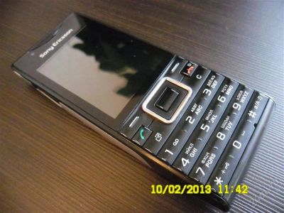 Лот: 2497240. Фото: 1. Sony Ericsson J10i2. Кнопочные мобильные телефоны