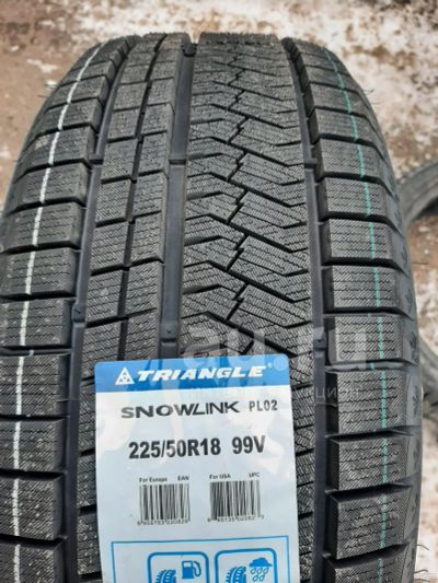 Лот: 24320785. Фото: 1. Зимняя резина 225/50 R-18 "Triangle... Шины